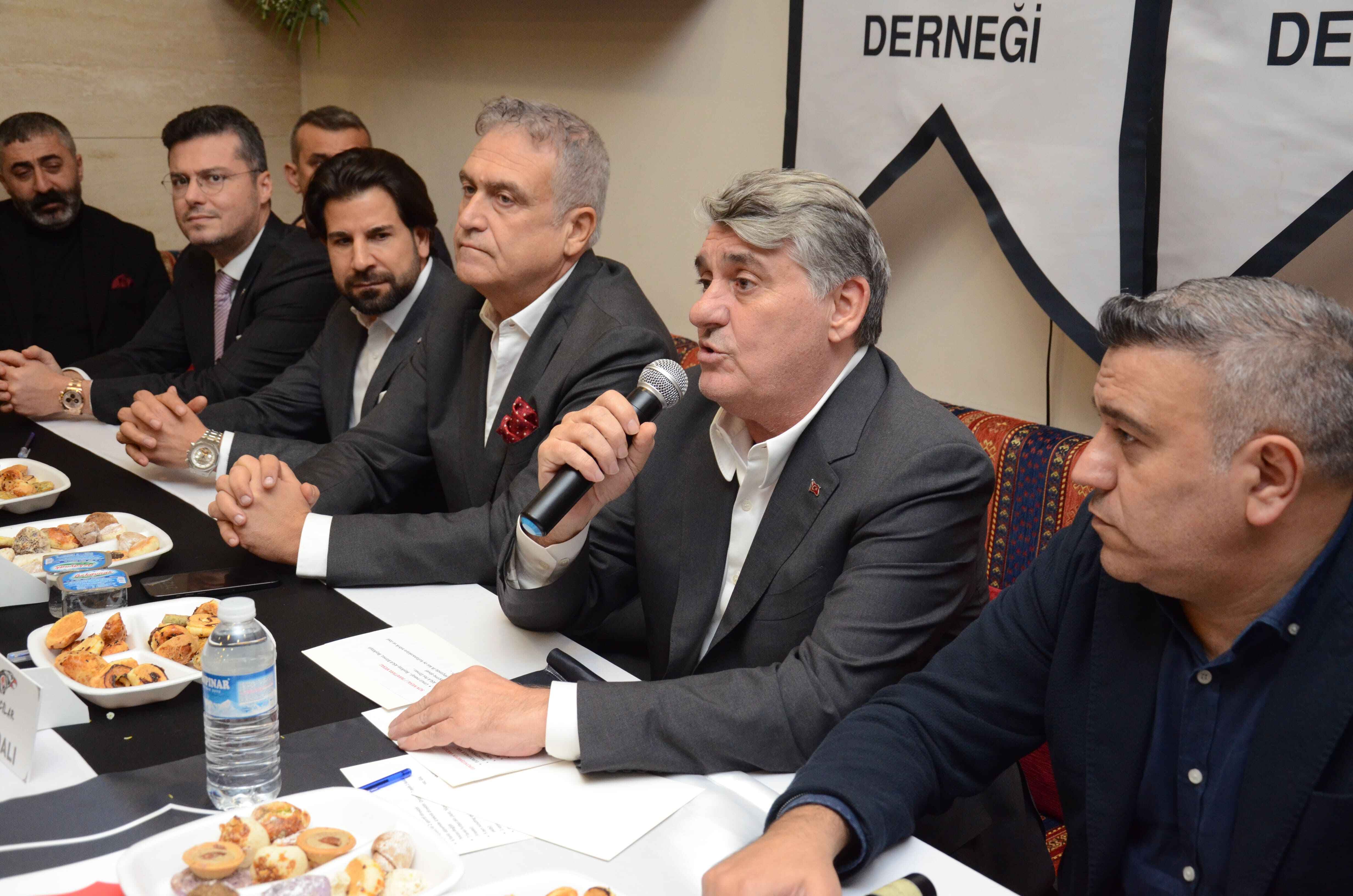 Beşiktaş JK Başkan Adayı Serdal Adalı Derneğimizi Ziyaret Etti